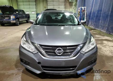 2016 Nissan Altima 2.5 z USA, uszkodzony, nr VIN 1N4AL3AP1GN319807